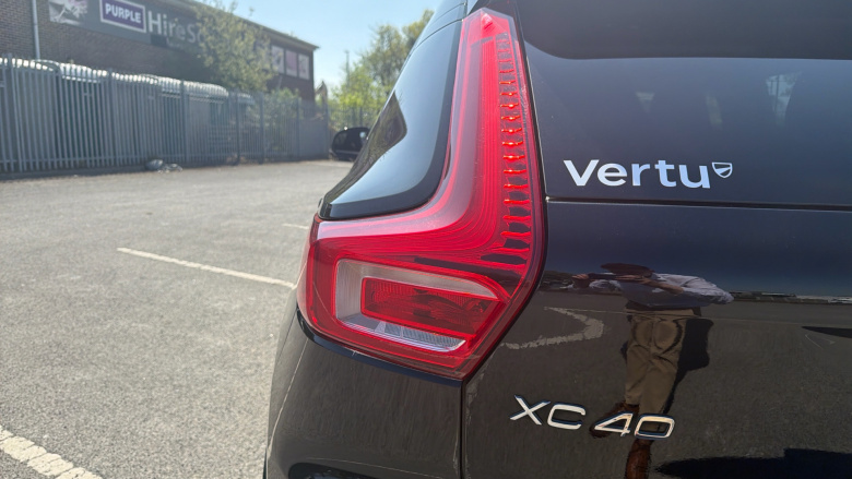 Volvo Xc40 1.5 T3 [163] R DESIGN 5dr Geartronic Petrol Estate
